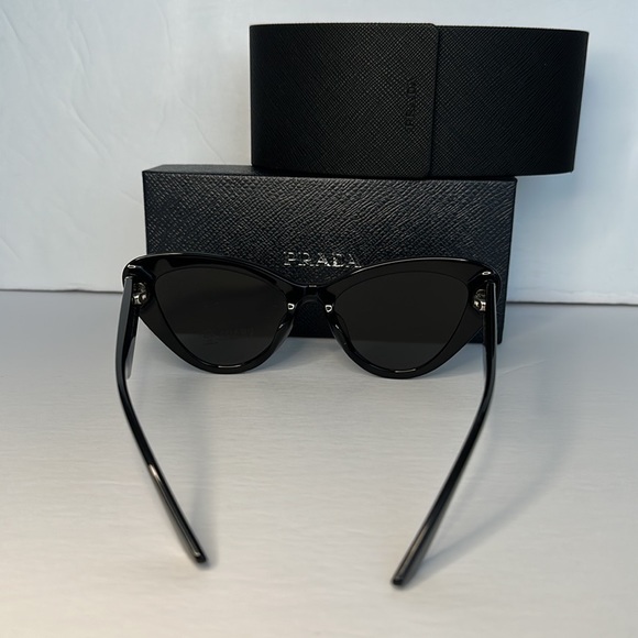 Authentic- New - PRADA EYEWEAR PR 13YS SUNGLASSES
BLACK - Picture 11 of 17